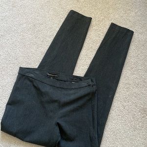 Banana Republic “Devon” Gray pants Size 6 L - long